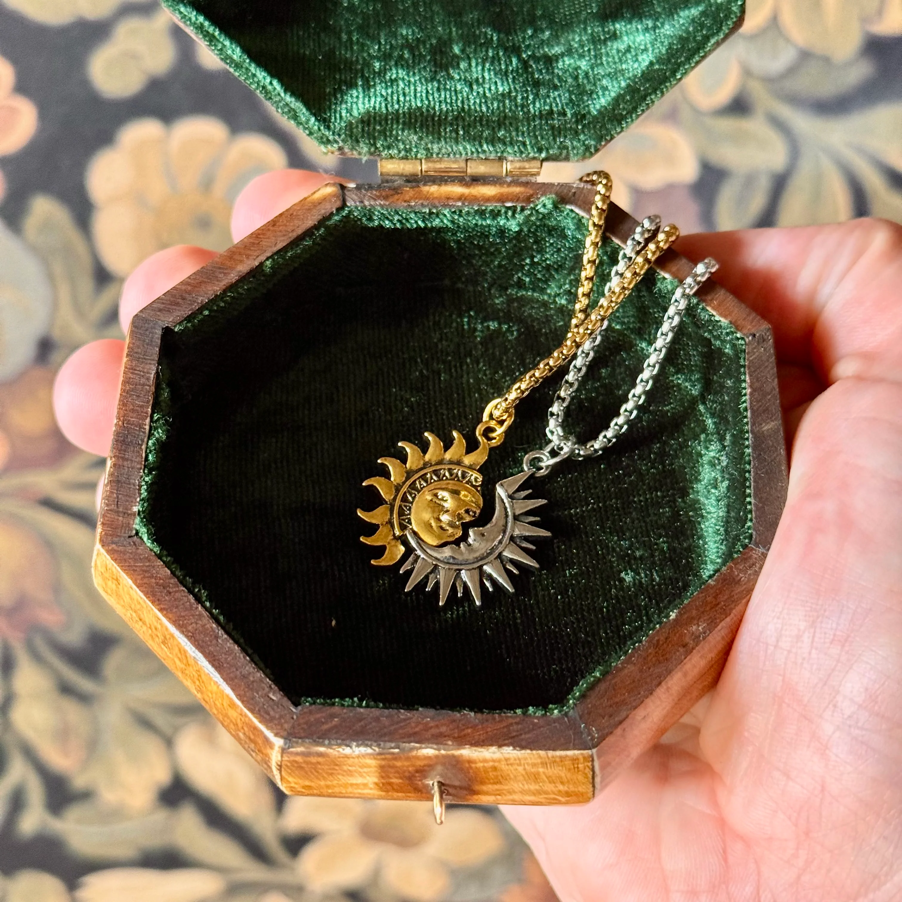 Bone & Velvet Jewelry Box - Image 6