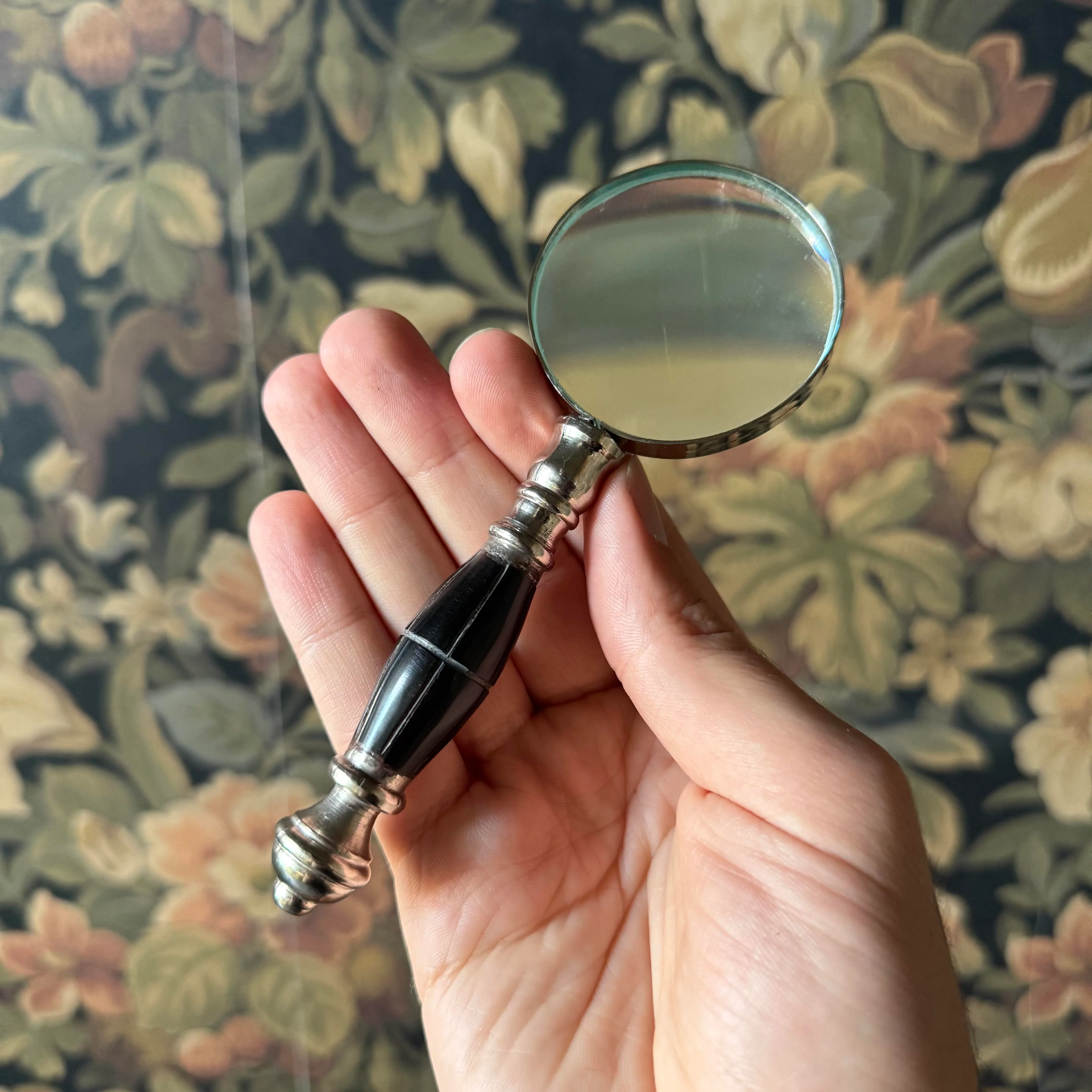 Magnifier & Letter Opener Desk Set - Image 3