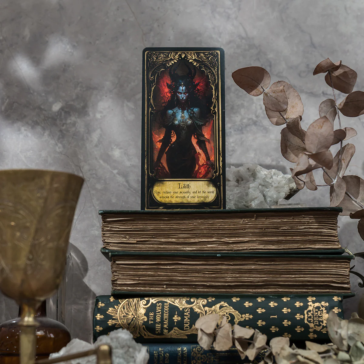Obsidian Veil Oracle Deck (Collector's Edition) - Image 8