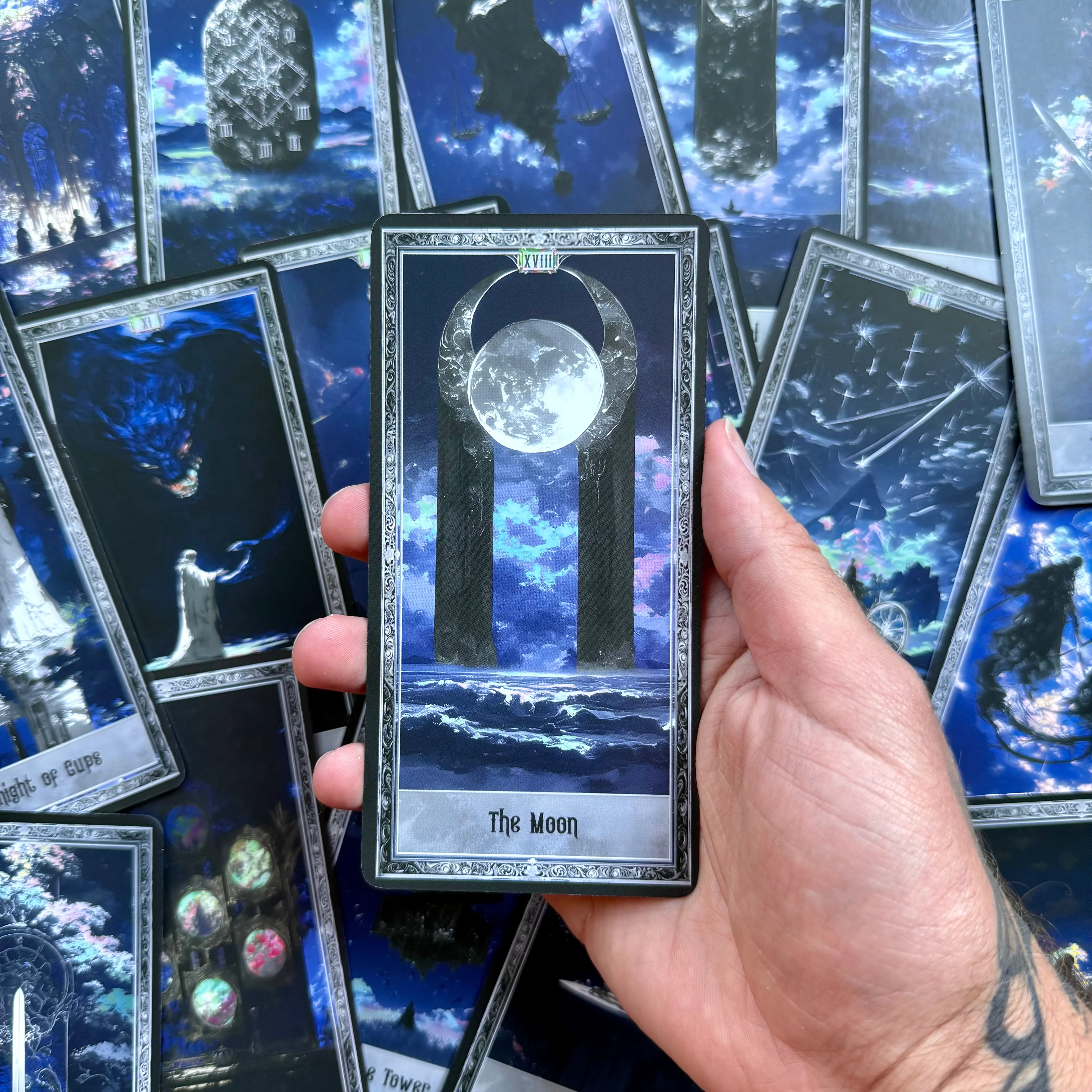 Opaline Tides Tarot Deck - Image 4
